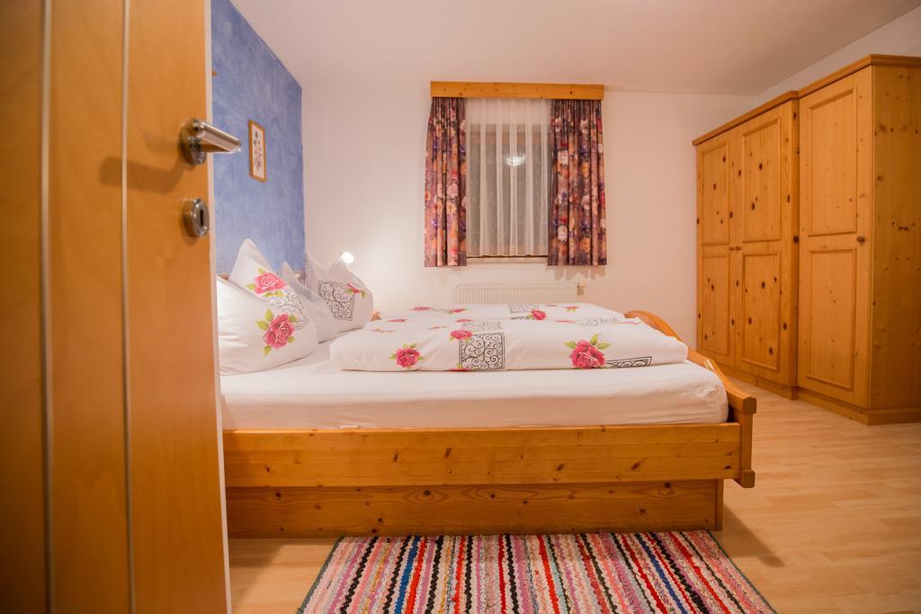 Apartamento Haus Alpengruss Neustift im Stubaital Exterior foto